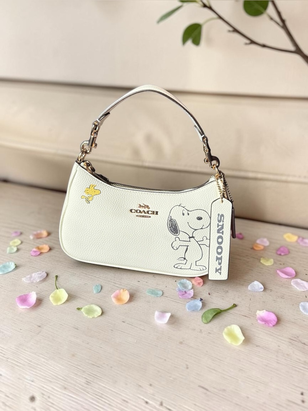 Coach White Snoopy Leather Shoulder Bag